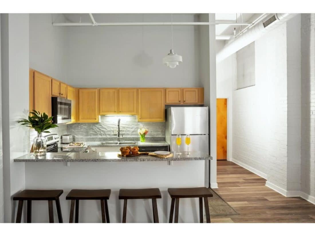 Beautiful 2Br 2Ba In The Block By Cozysuites 印第安納波利斯 外观 照片